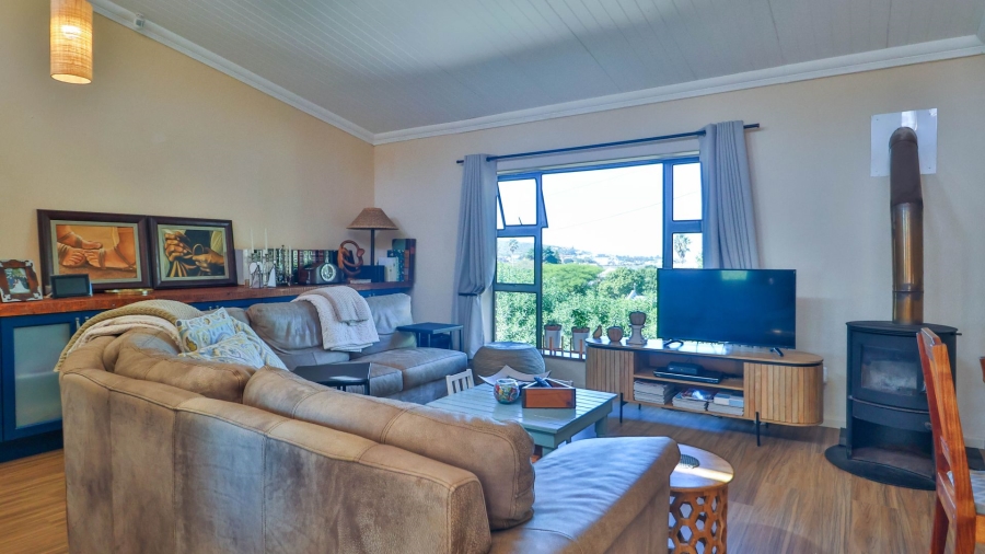 2 Bedroom Property for Sale in Stilbaai Wes Western Cape
